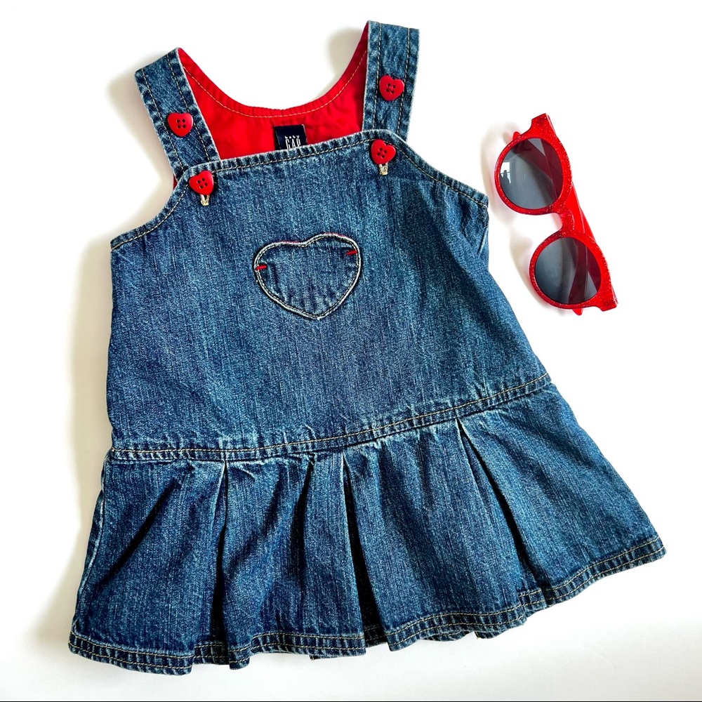 Vintage gap denim skirt-all with red heart pocket and buttons